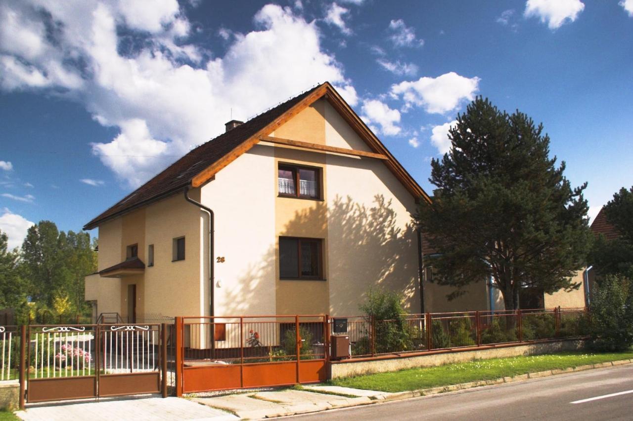 Apartments Iris Liptovsky Mikulas Exterior foto